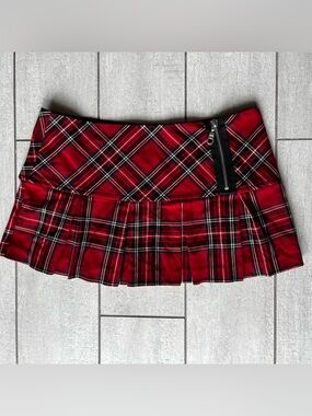 WetSeal Y2K Plaid Mini Skirt